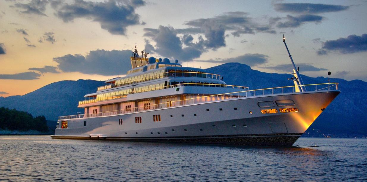 Top 10 Most Expensive Yachts Ever_8