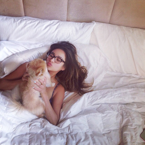 Hot Female Celebs With Their Pets_Shay Mitchell 2