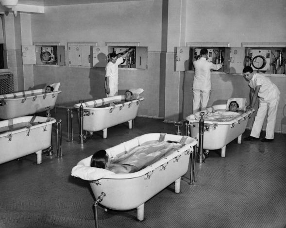 10 horrors of insane asylums of the past_5