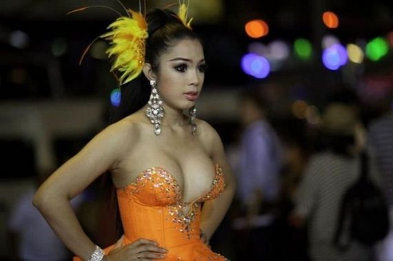 ladyboys pageant_3