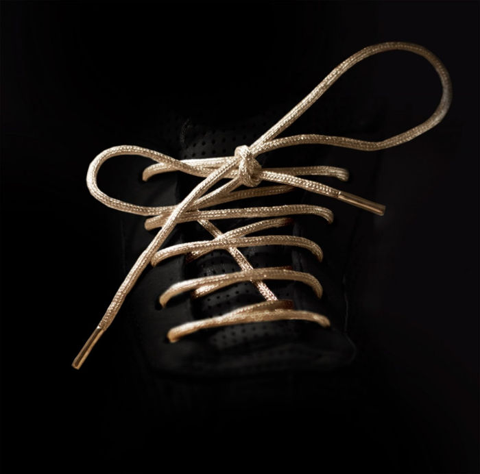 made of pure gold_shoe lace