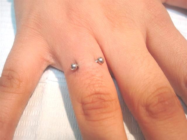 piercing wedding rings_5